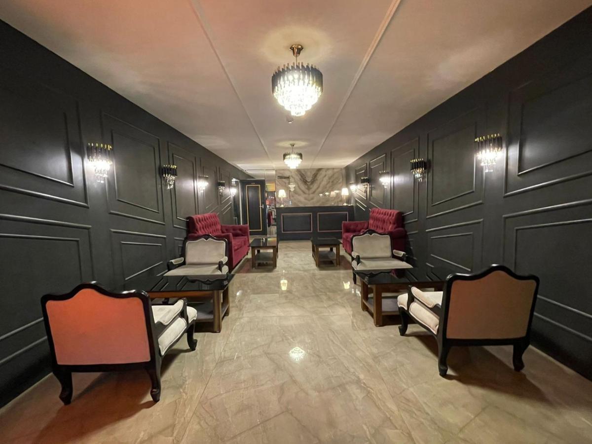 Gulf Hotel Mumbai- The Boutique Hotel Colaba Bombaim Exterior foto