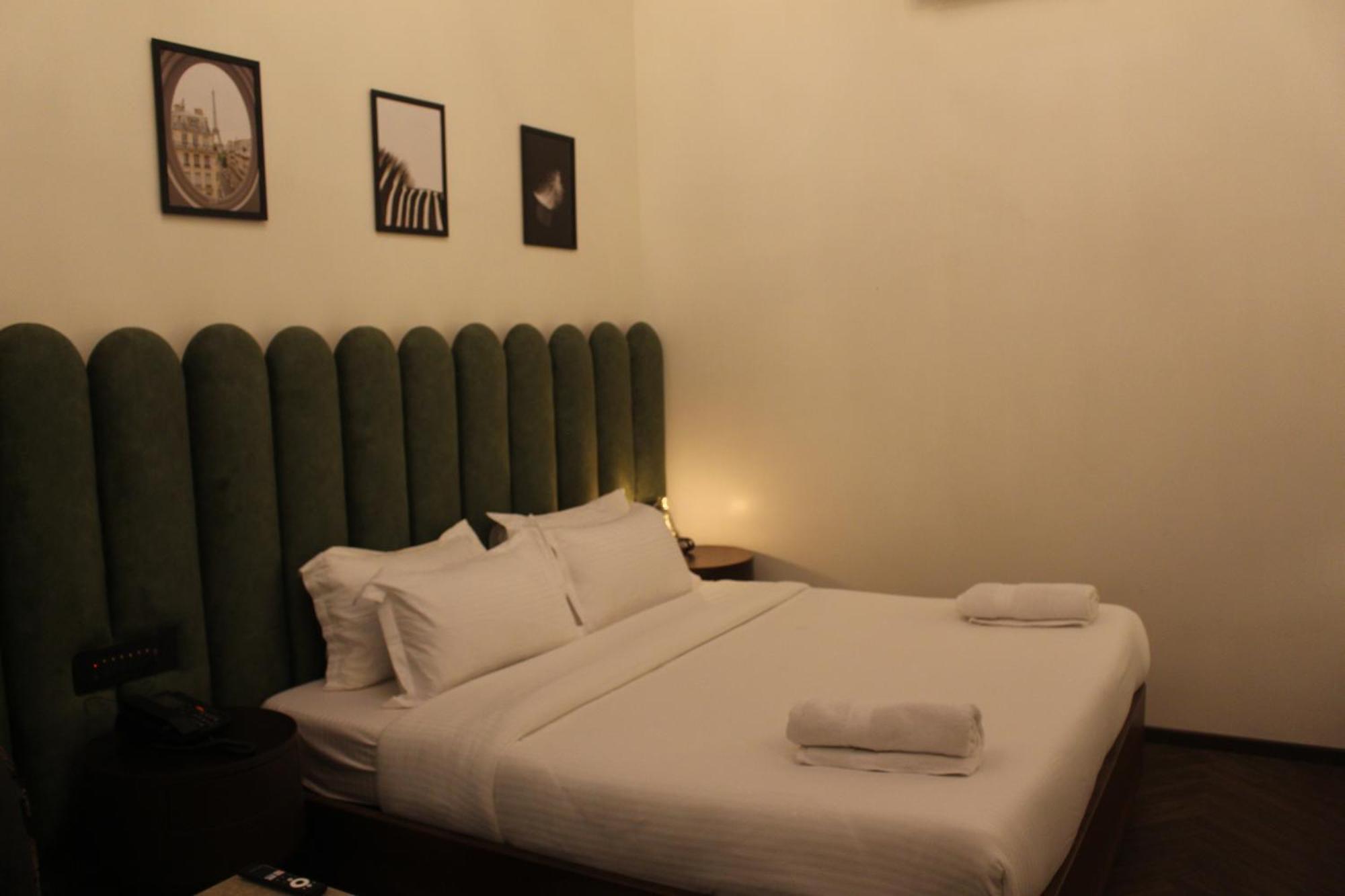 Gulf Hotel Mumbai- The Boutique Hotel Colaba Bombaim Exterior foto