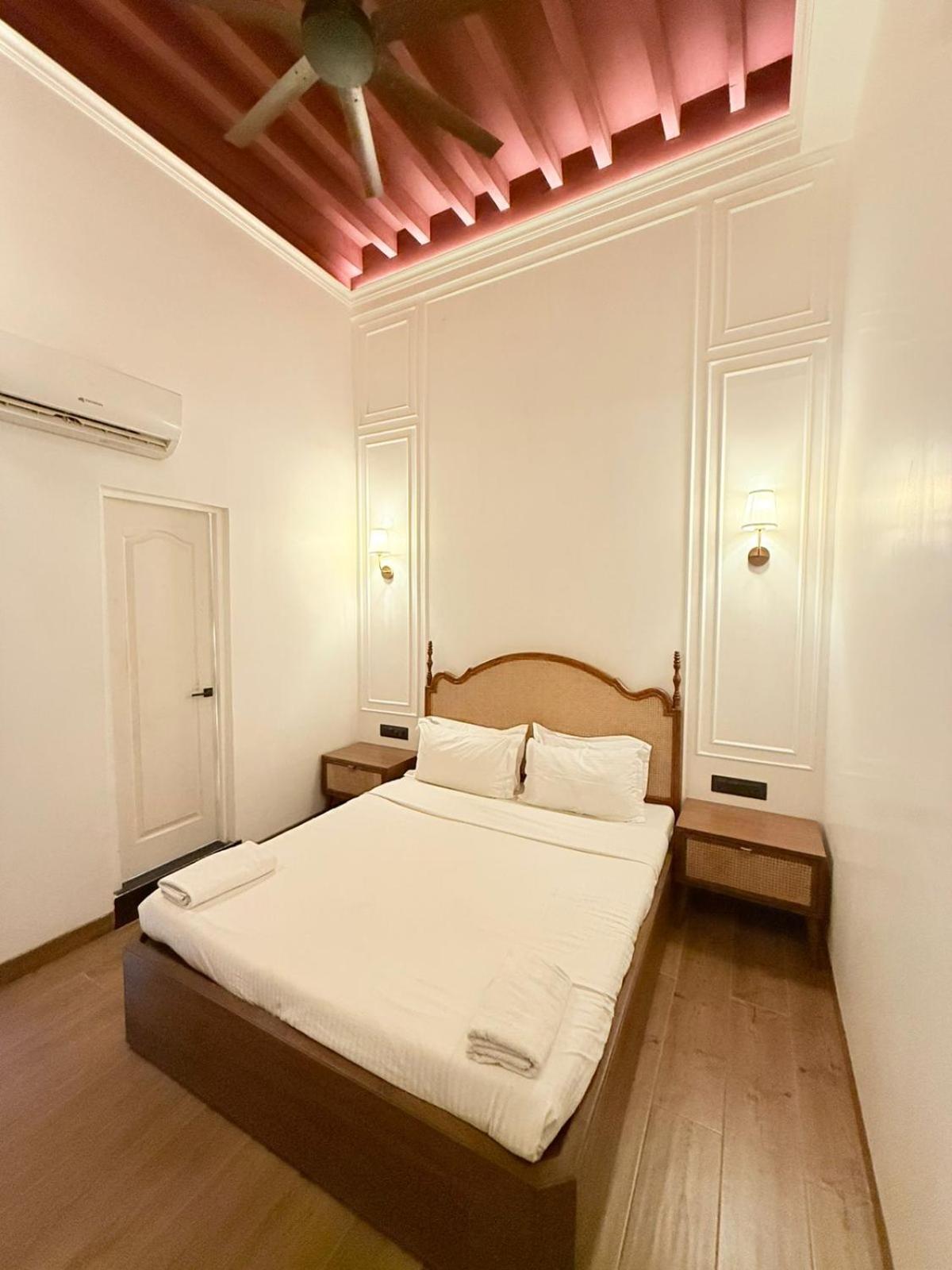 Gulf Hotel Mumbai- The Boutique Hotel Colaba Bombaim Exterior foto