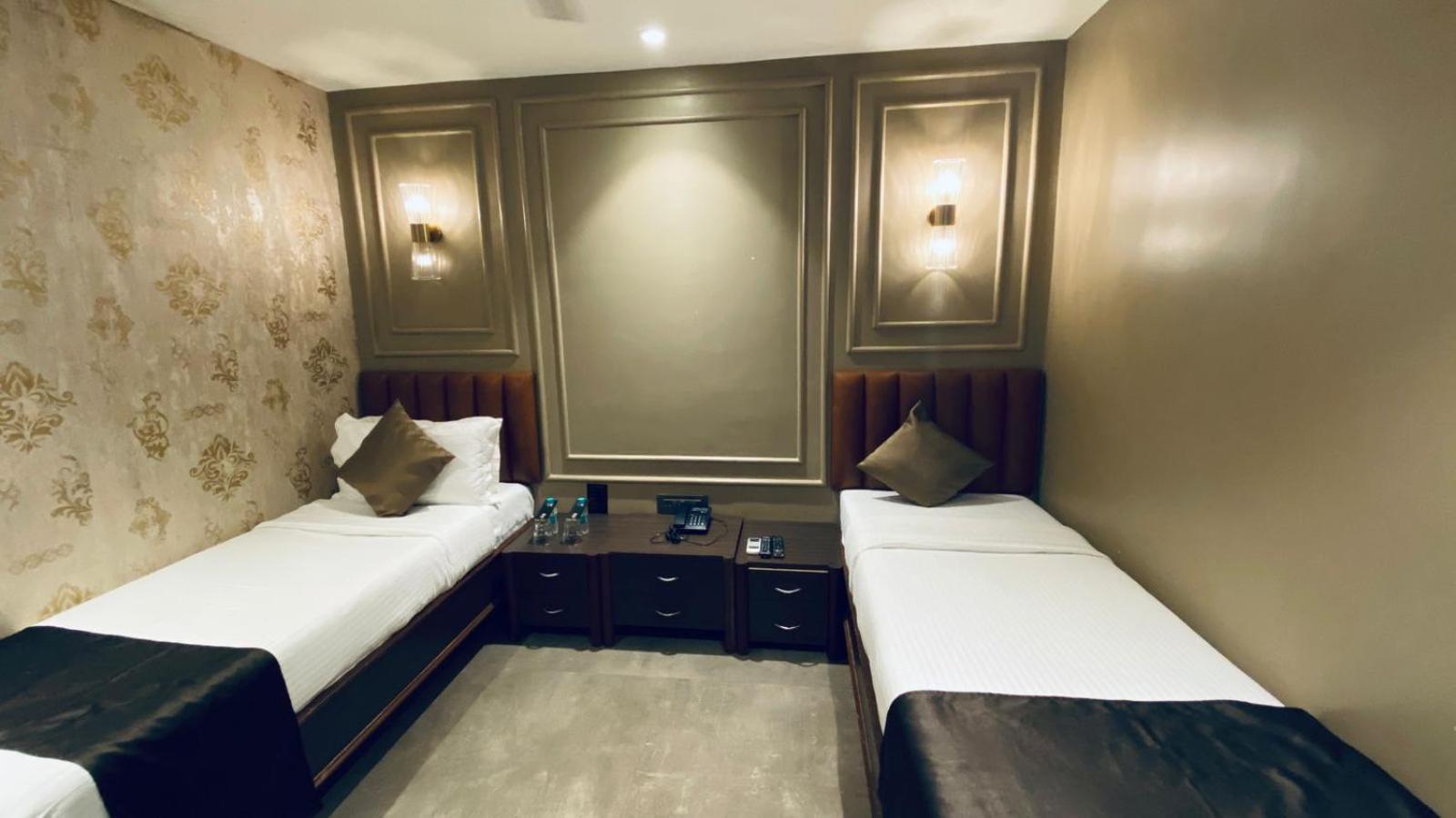 Gulf Hotel Mumbai- The Boutique Hotel Colaba Bombaim Exterior foto