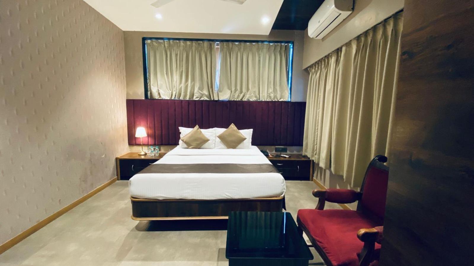 Gulf Hotel Mumbai- The Boutique Hotel Colaba Bombaim Exterior foto