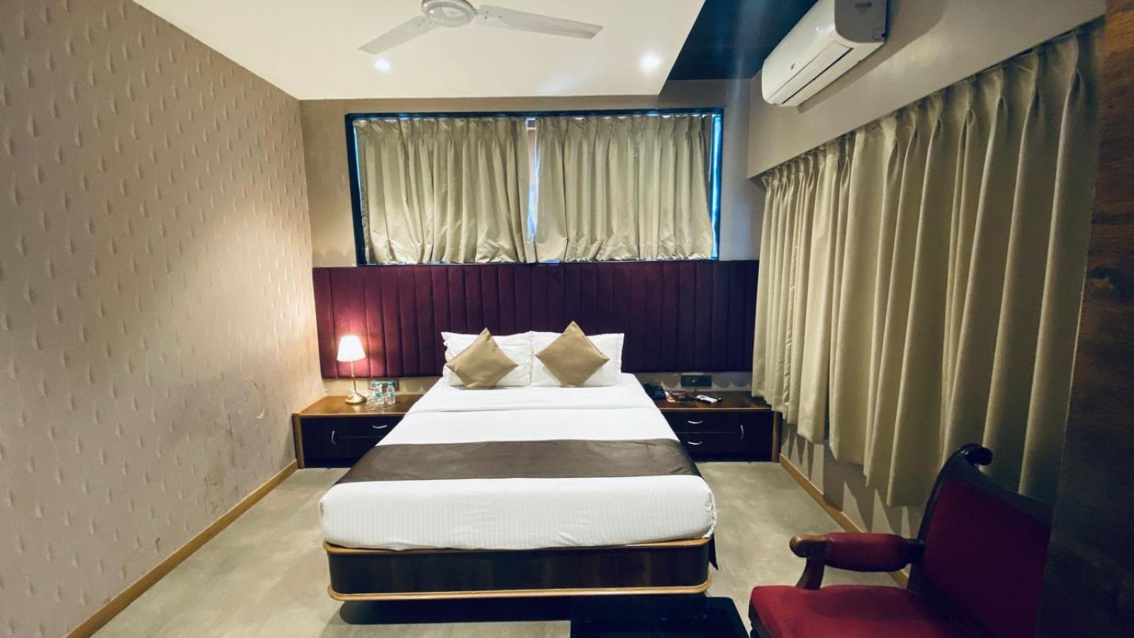 Gulf Hotel Mumbai- The Boutique Hotel Colaba Bombaim Exterior foto